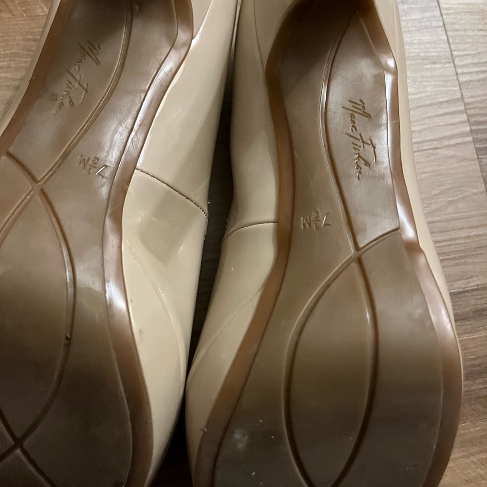 Beautiful heels - Picture 3 of 4
